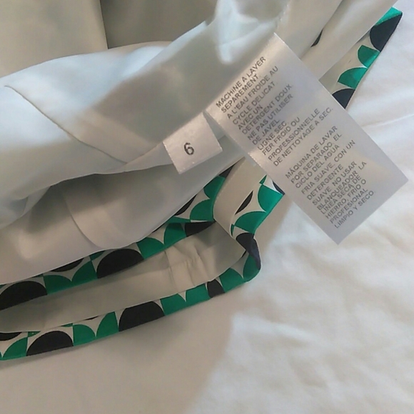 Decadent Doncaster dress - Picture 9 of 11